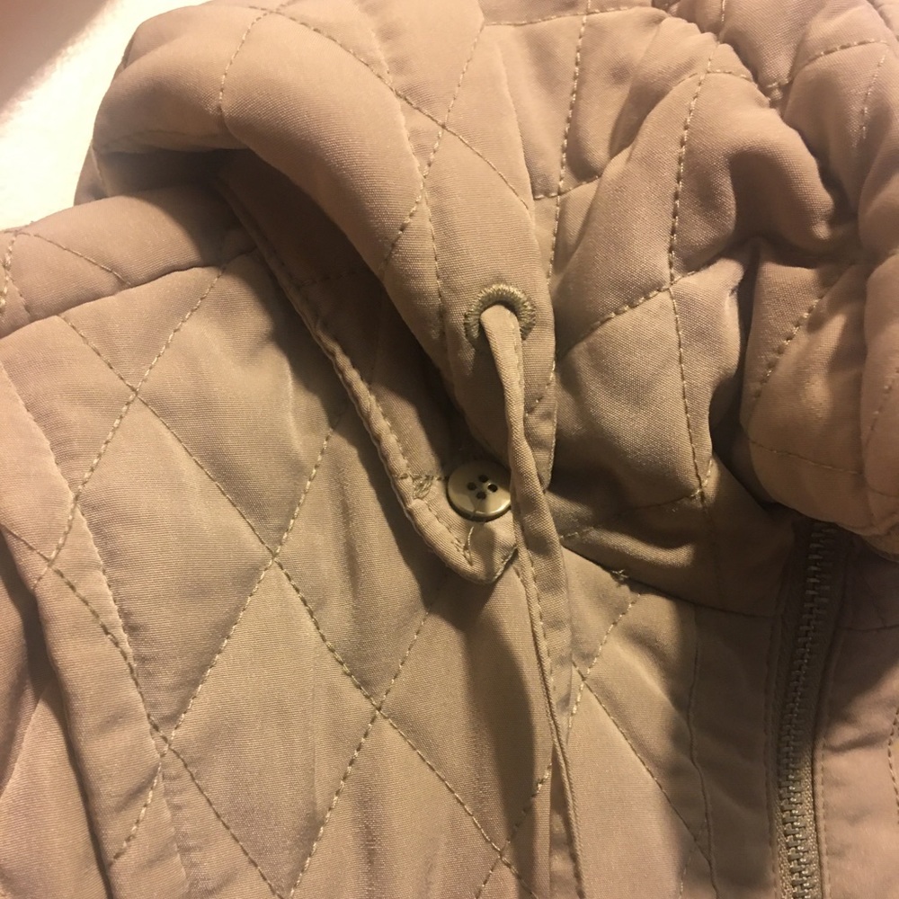 Women’s Snow Jacket - Picture 3 of 4